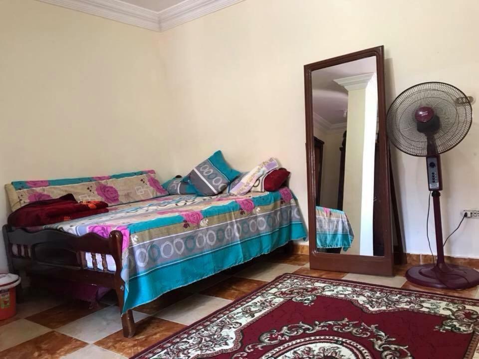 Cozy New 2 Bd Amazing Beach View Next To Hilton Hotel Family Only !العائلات فقط İskenderiye Dış mekan fotoğraf
