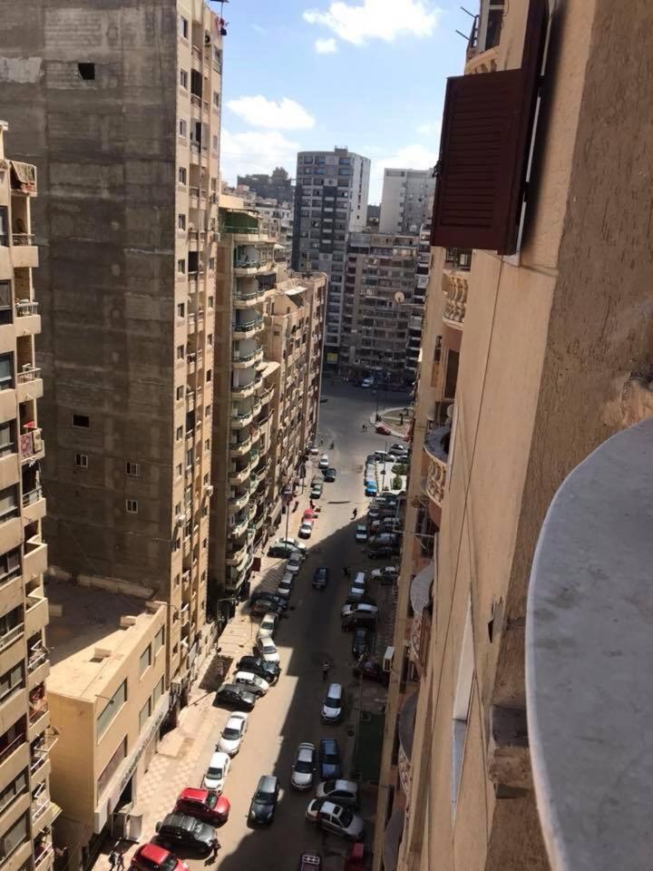 Cozy New 2 Bd Amazing Beach View Next To Hilton Hotel Family Only !العائلات فقط İskenderiye Dış mekan fotoğraf